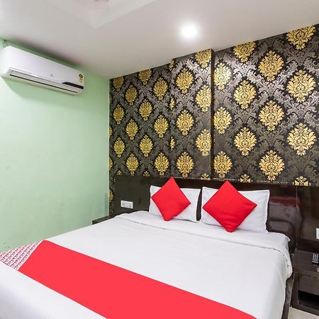 Capital O Swan Paradise Indore Eksteriør bilde